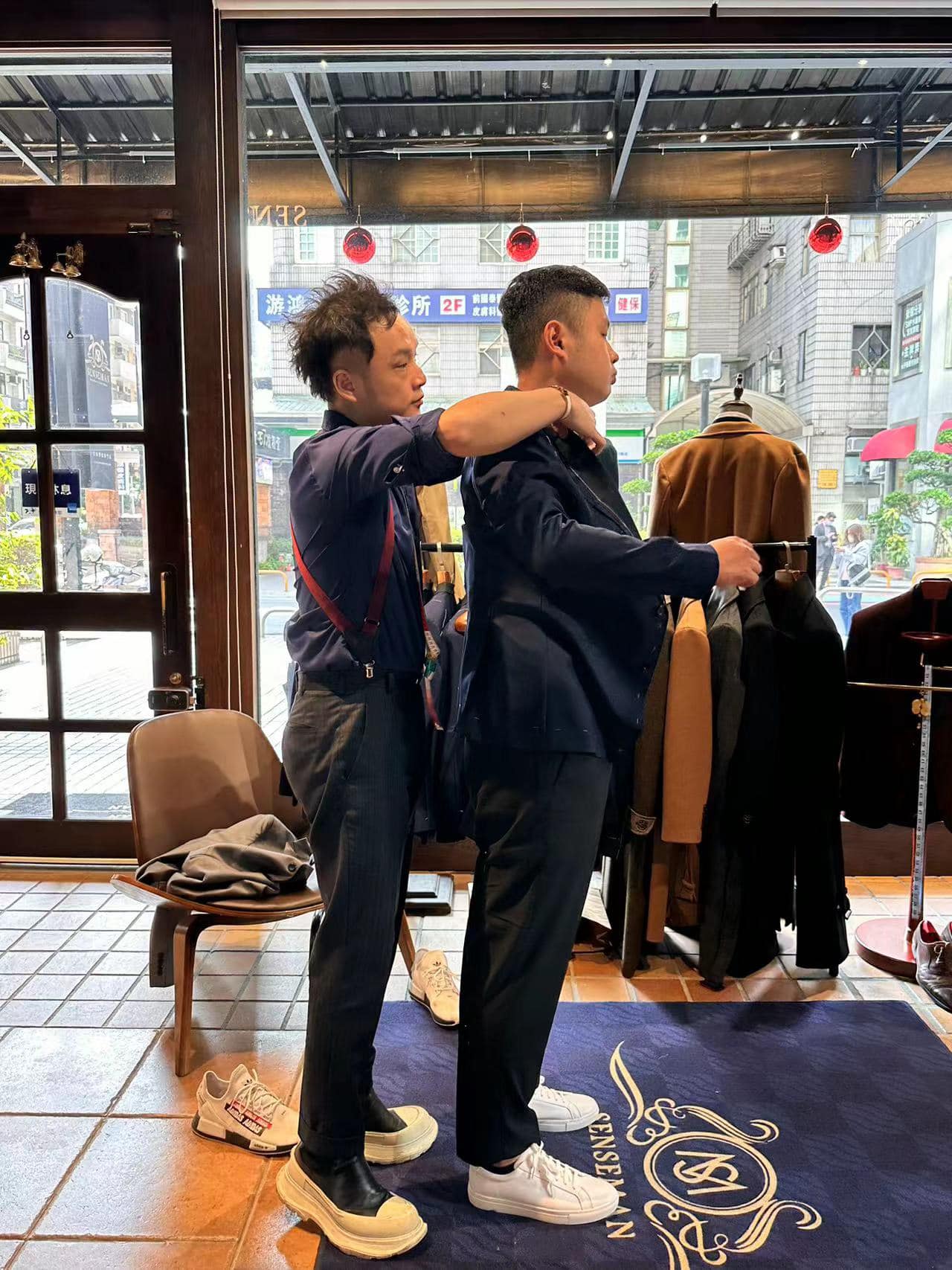 台北西服訂製推薦 商務西裝量身訂製 網友極力好評