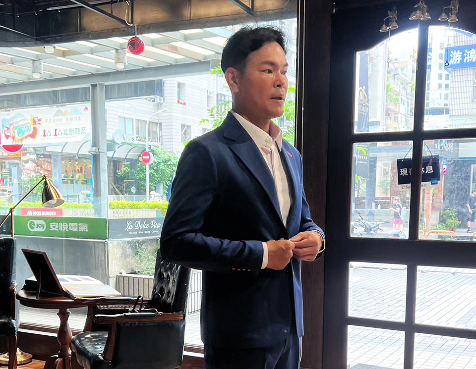 台北訂製西裝、西裝租借理想推薦 西裝職人 Senseman