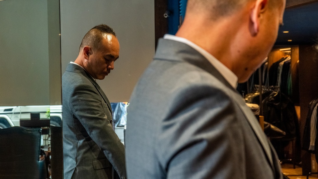 第一套商務西裝怎麼選？西裝訂製達人 K叔給你不同看法